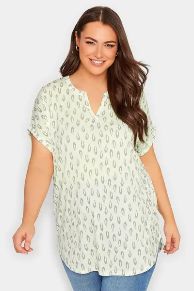 Image of Yours V-Neck T-Shirt Cream