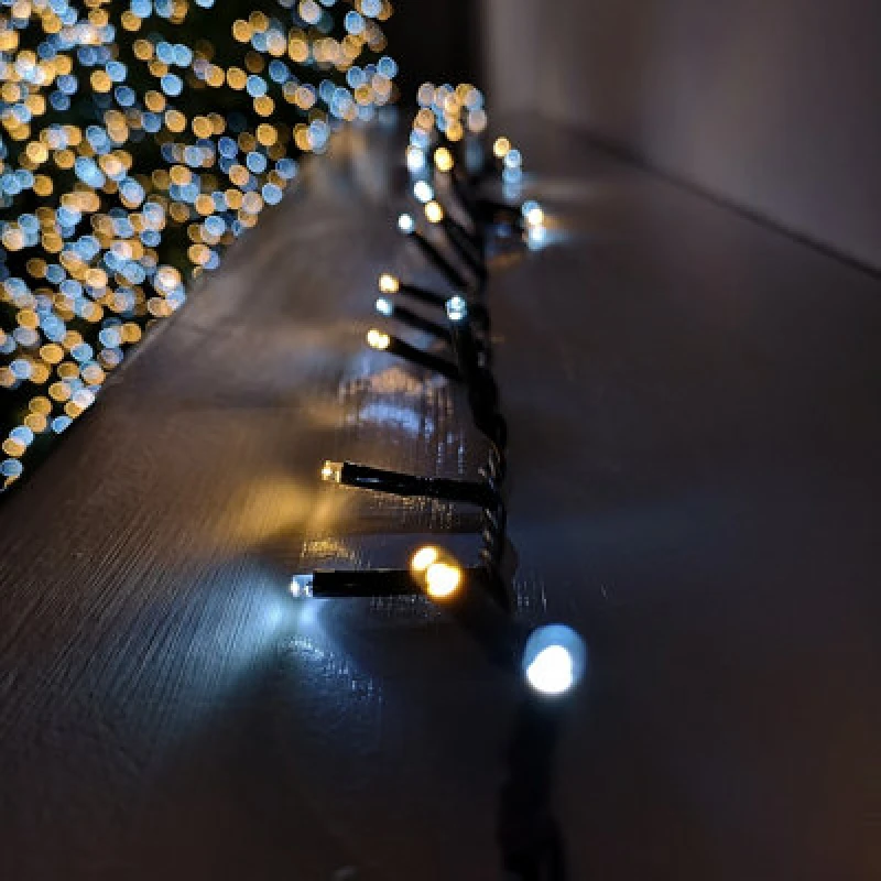 Image of Samuel Alexander 25M 1000 LED Treebrights Christmas String Lights With Timer In Cool White & Warm White