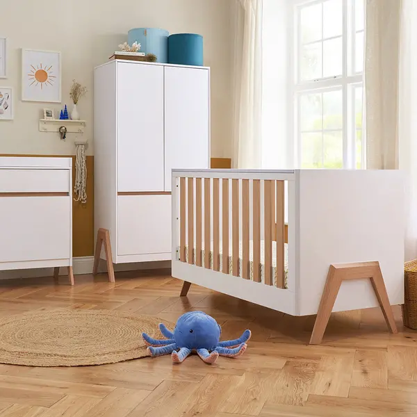 Image of Tutti Bambini Fuori 3pc Room Set - White/Light Oak