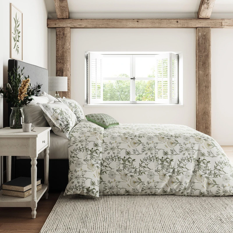 Image of Sanderson Wild Angelica Duvet Cover Set - Multi Multi Superking