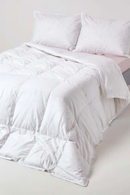 Image of Homescapes Premium White Goose Down 13.5 Tog Double Size Winter Duvet