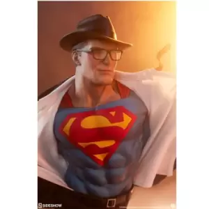Image of Sideshow Collectibles DC Comics Premium Format Figure Superman: Call to Action 50 cm